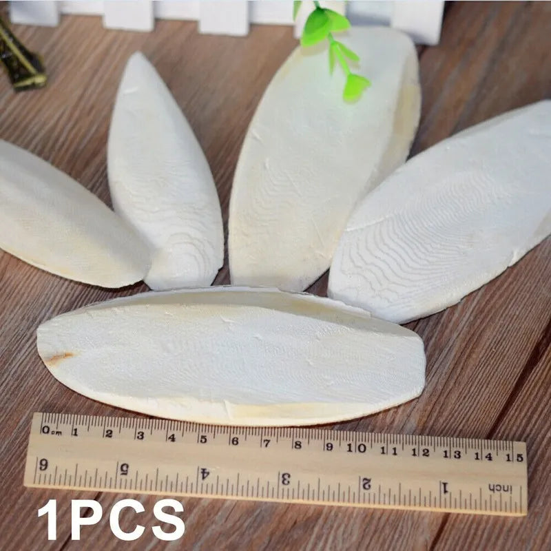 1/2PCS Cuttlefish Bones Pet Parrot Perch Hamster Hanging Bell Calcium Supplements Molars Chewing Toys Bird Food Parakeet 7-10CM