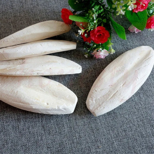 1/2PCS Cuttlefish Bones Pet Parrot Perch Hamster Hanging Bell Calcium Supplements Molars Chewing Toys Bird Food Parakeet 7-10CM