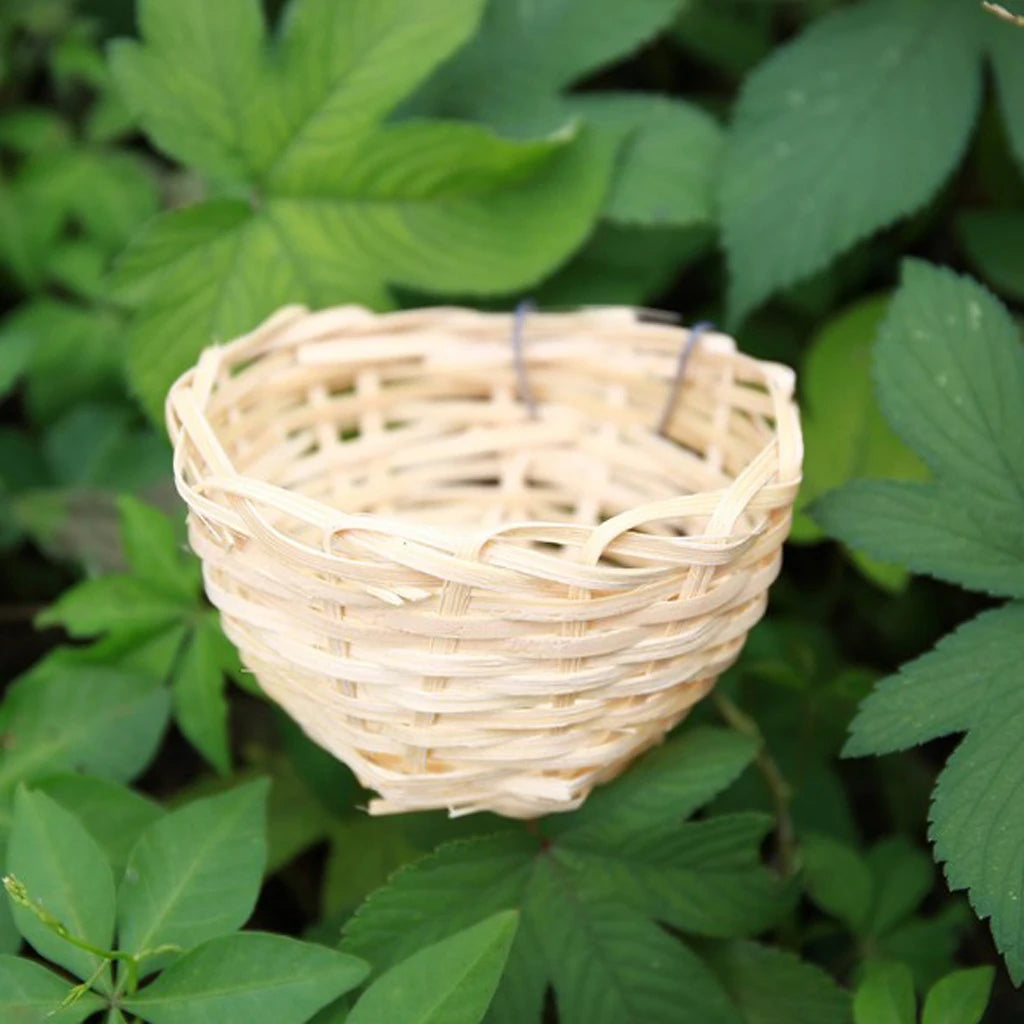 Handmade Bamboo Bird Nest Bird Rest Cave Cage House Nature Craft Ideal for Finch & Canary & Small Parrot Garden Home Decoration