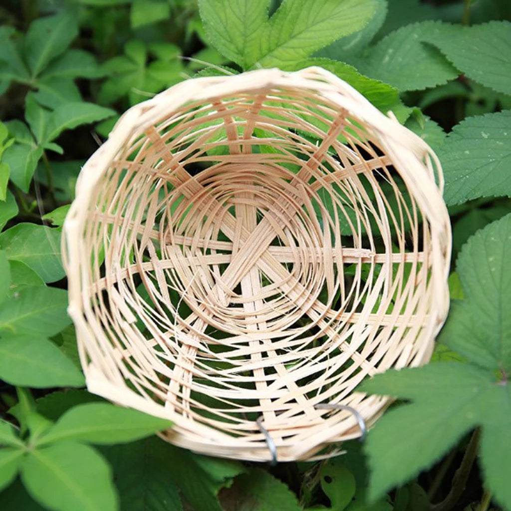 Handmade Bamboo Bird Nest Bird Rest Cave Cage House Nature Craft Ideal for Finch & Canary & Small Parrot Garden Home Decoration